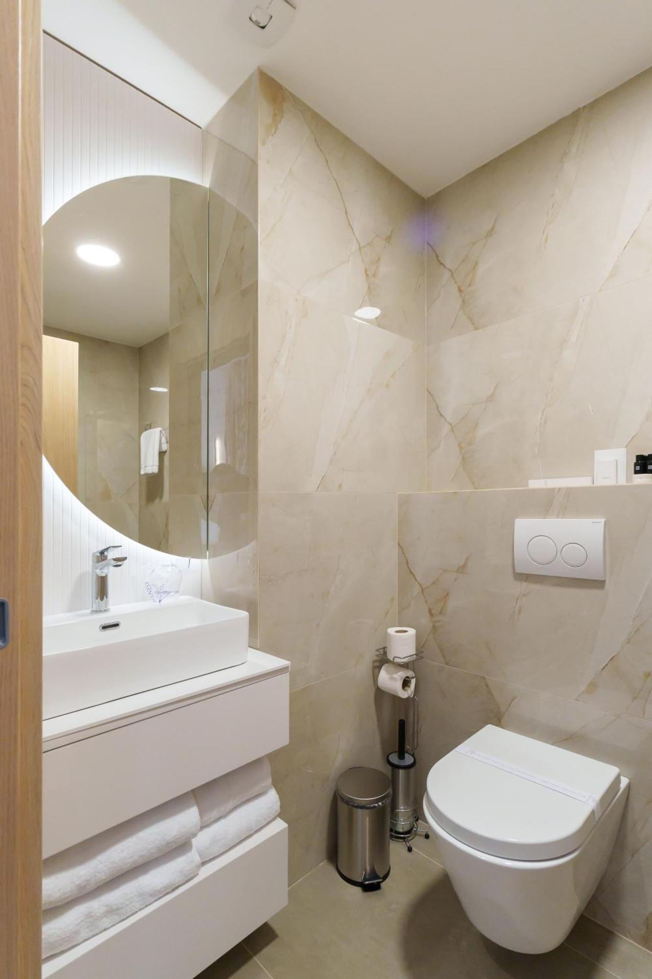 Move In Apartments Belgrado Esterno foto