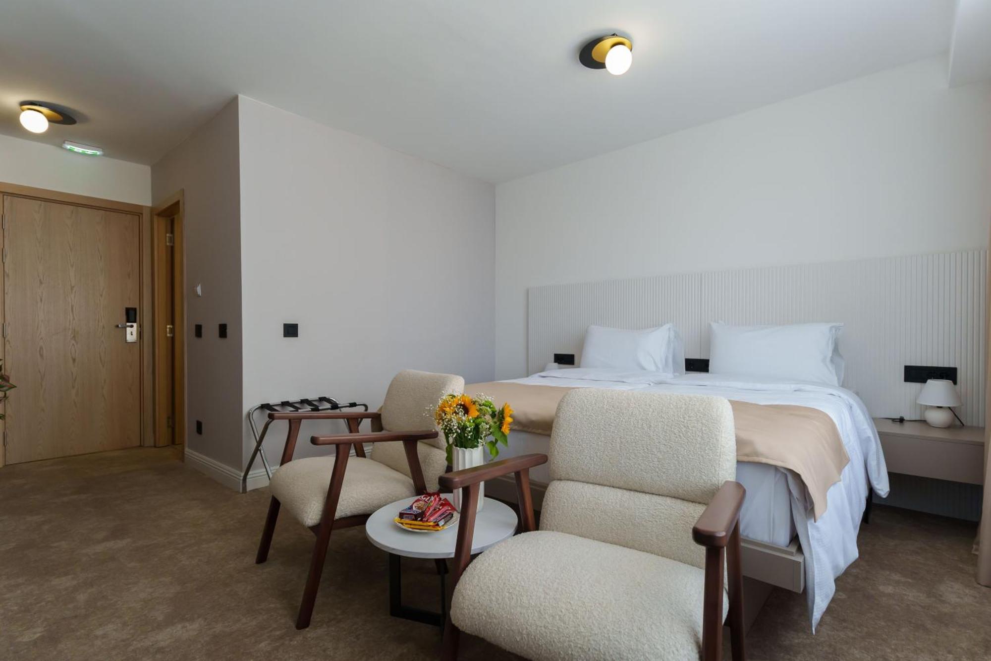 Move In Apartments Belgrado Esterno foto