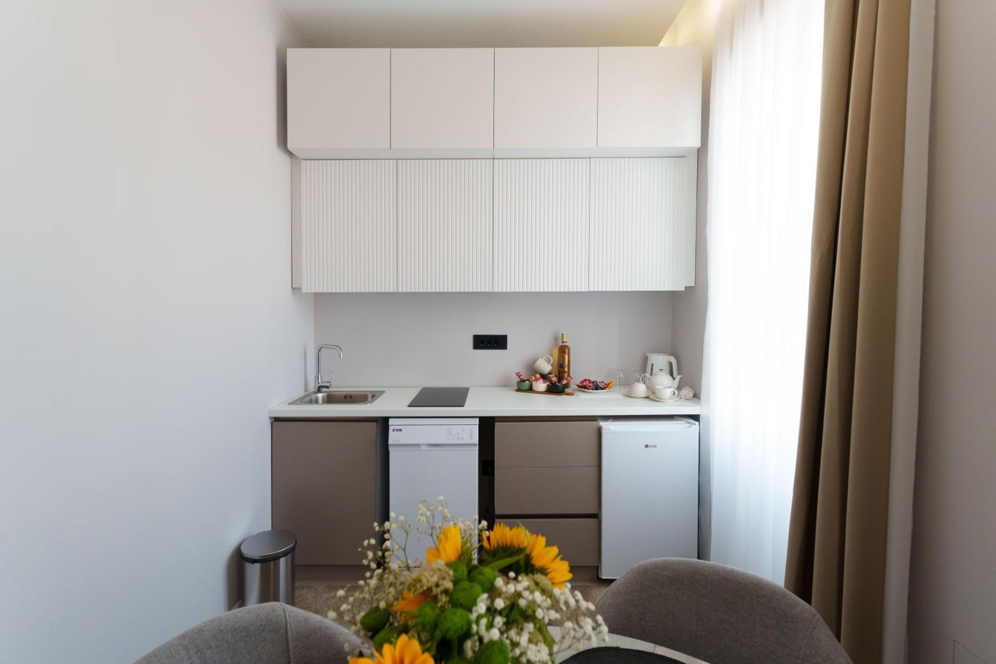 Move In Apartments Belgrado Esterno foto