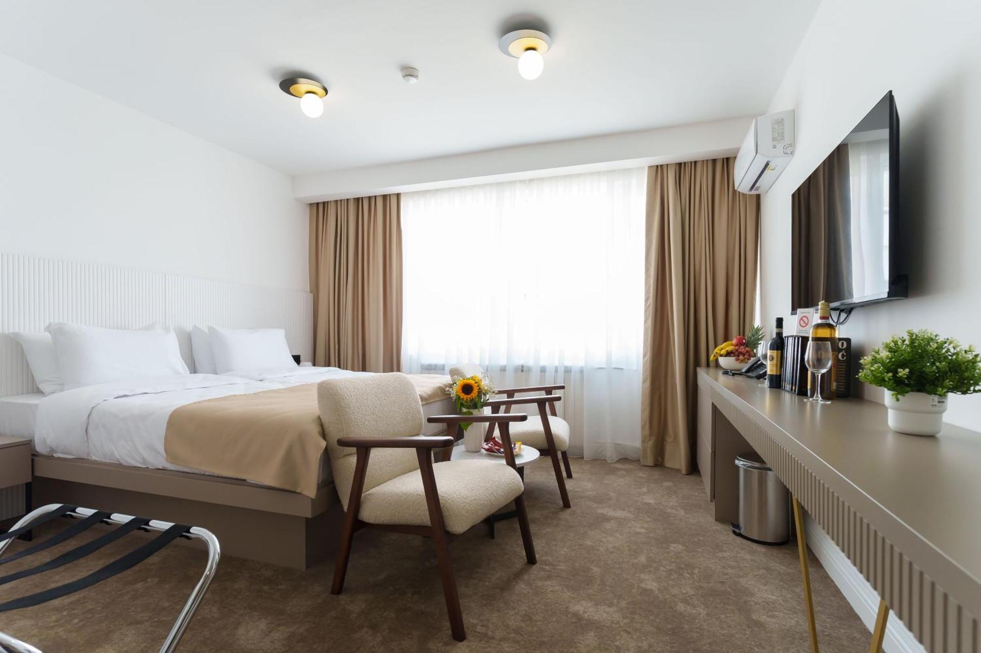 Move In Apartments Belgrado Esterno foto
