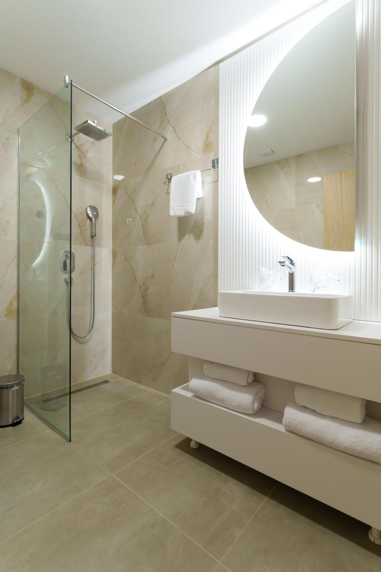 Move In Apartments Belgrado Esterno foto
