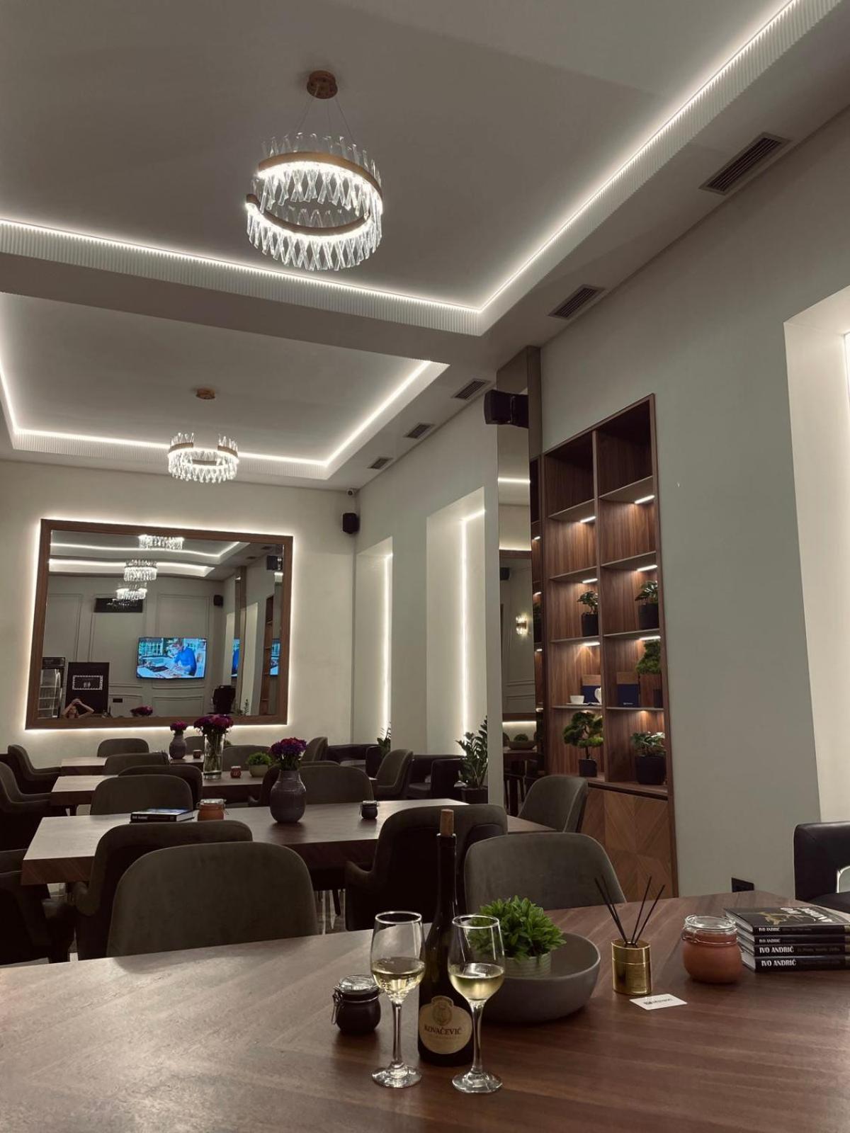 Move In Apartments Belgrado Esterno foto