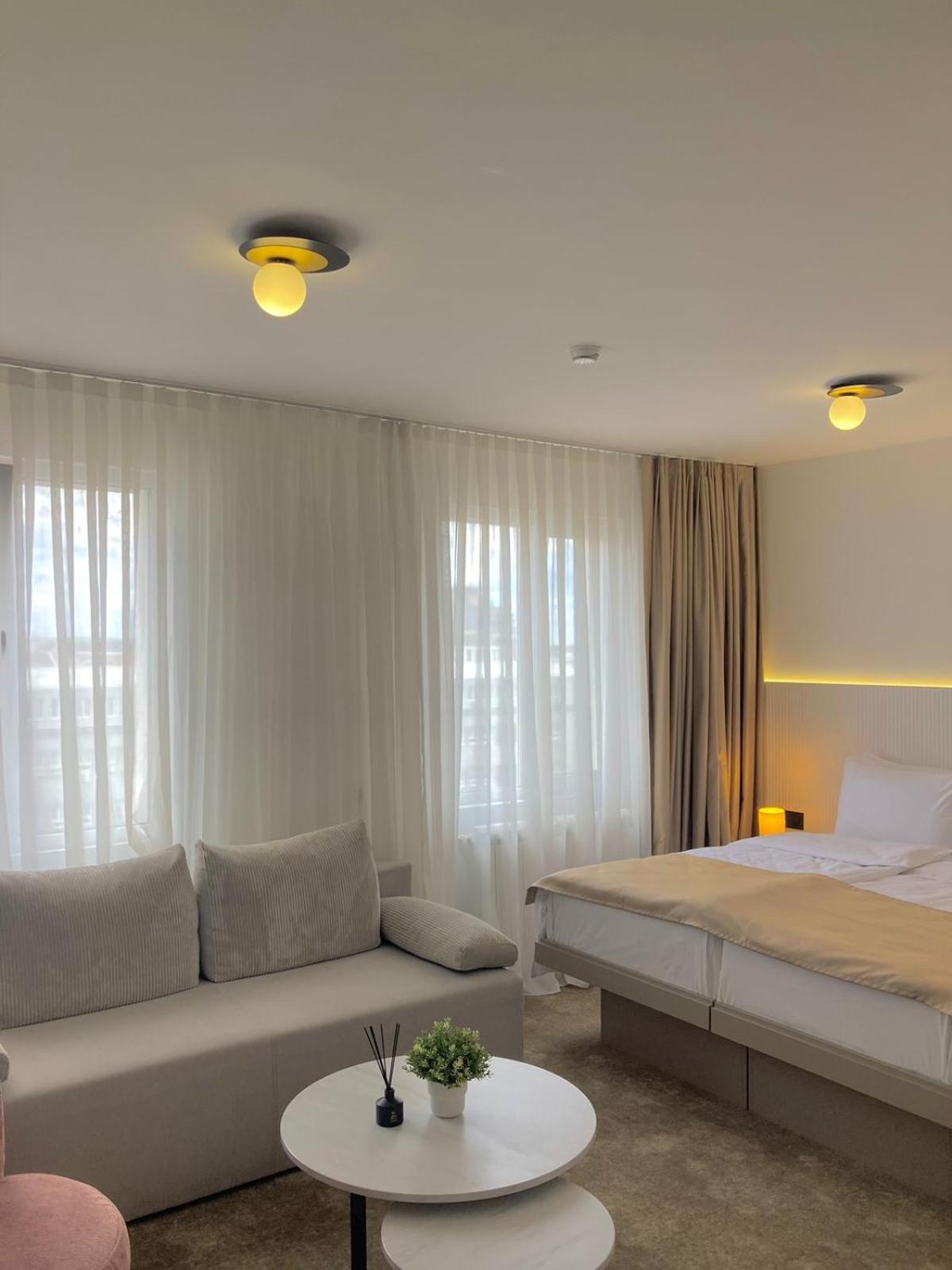 Move In Apartments Belgrado Esterno foto